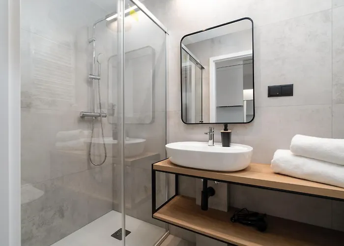 Charlie - Plac Wolnosci W Poznaniu דירה